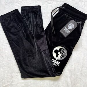 CROOKS & CASTLES Men's Black Velour Drawstring Waist Joggers--M